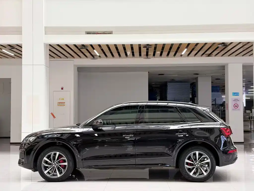 Audi Q5L — миниатюра 8