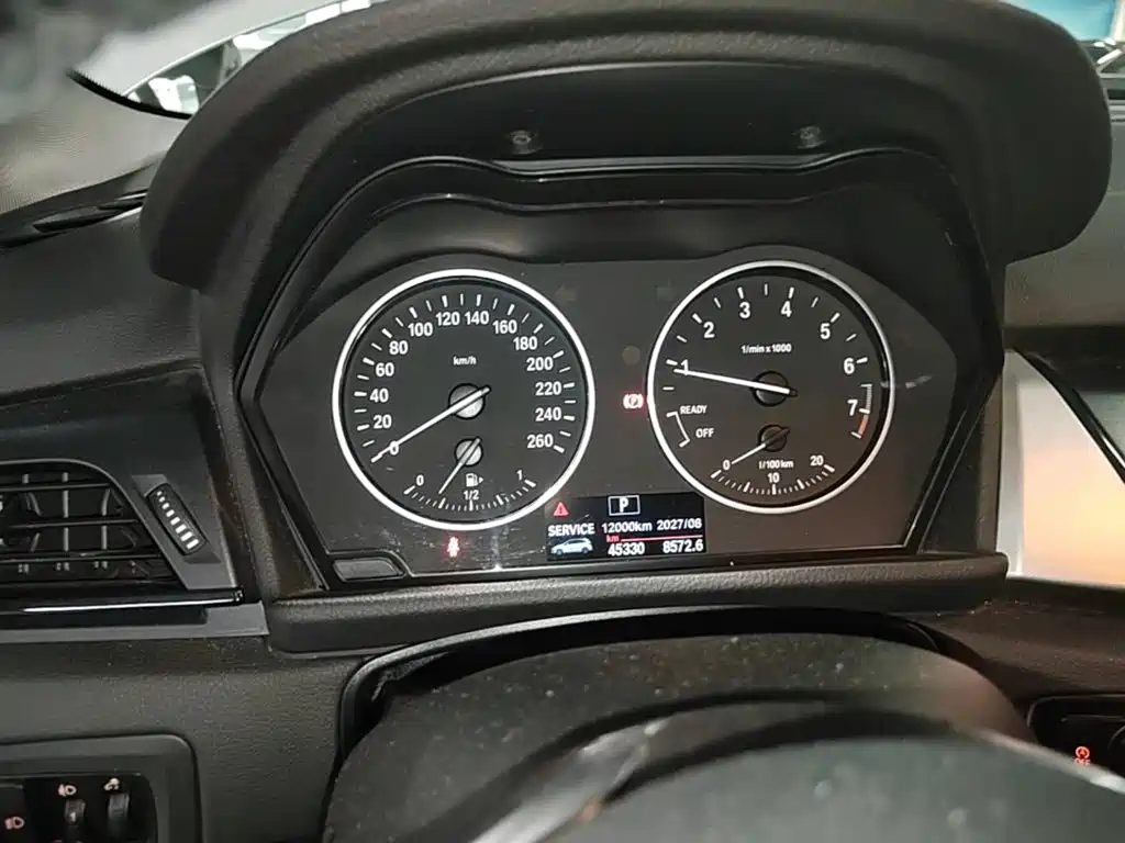 BMW 2 Series Active Tourer (Import) — миниатюра 12
