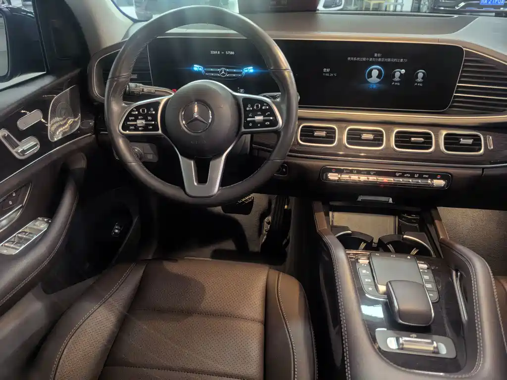 Mercedes-Benz GLE (Import) — миниатюра 10