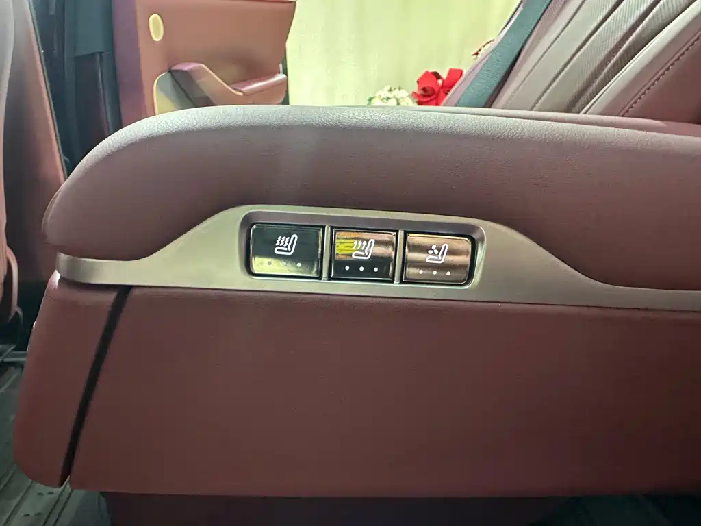 AITO AITO M7 — миниатюра 22