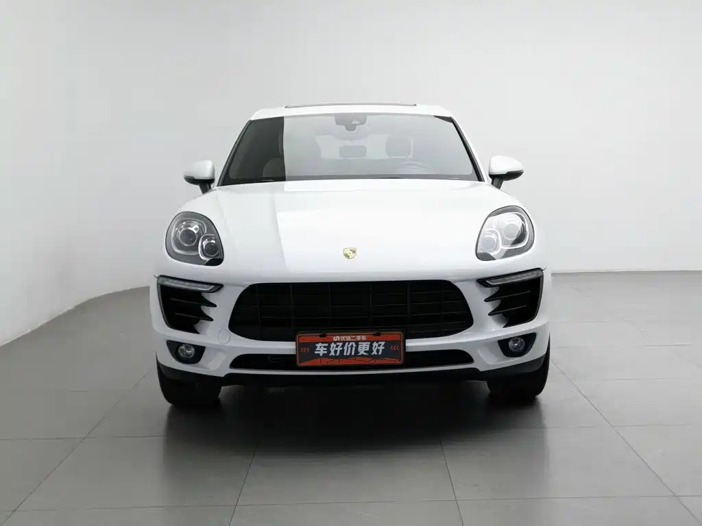 Porsche Macan — миниатюра 3