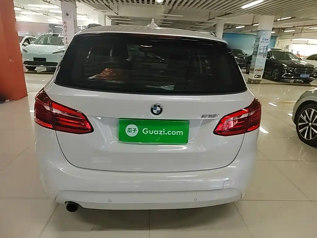 BMW 2 Series Active Tourer (Import) — миниатюра 6