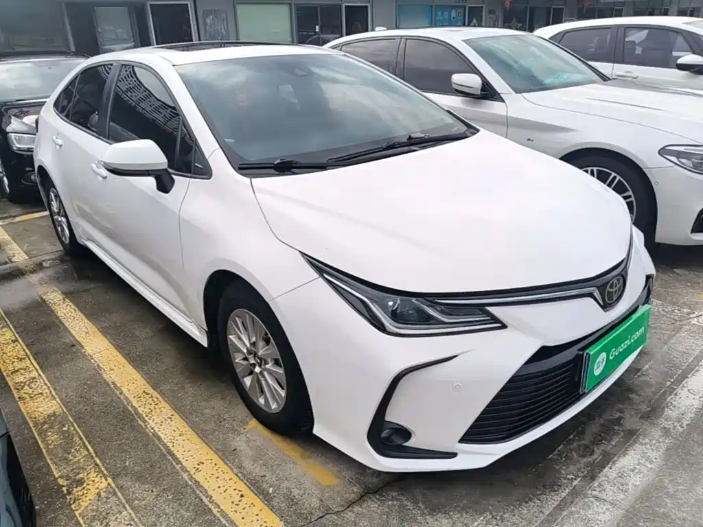 Toyota Corolla 2021 — фото 3