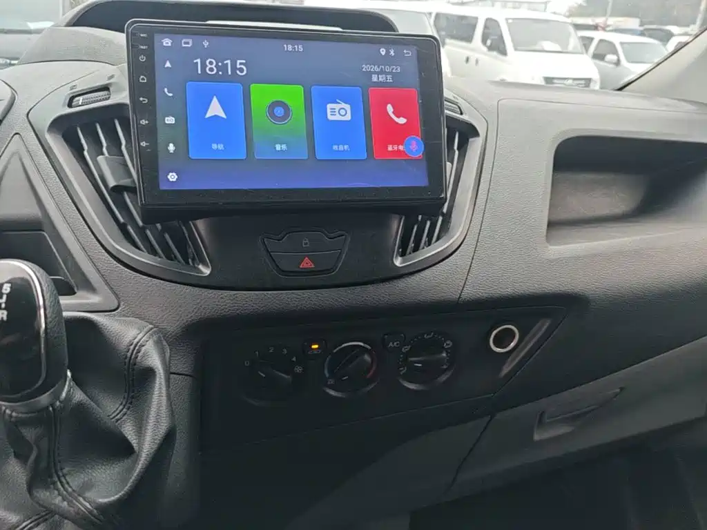 Ford Transit — миниатюра 13