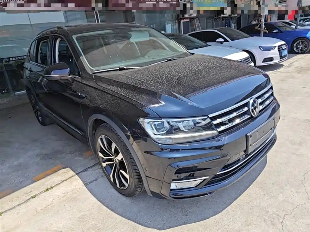 Volkswagen Tiguan L L 2021 330TSI AT R-Line