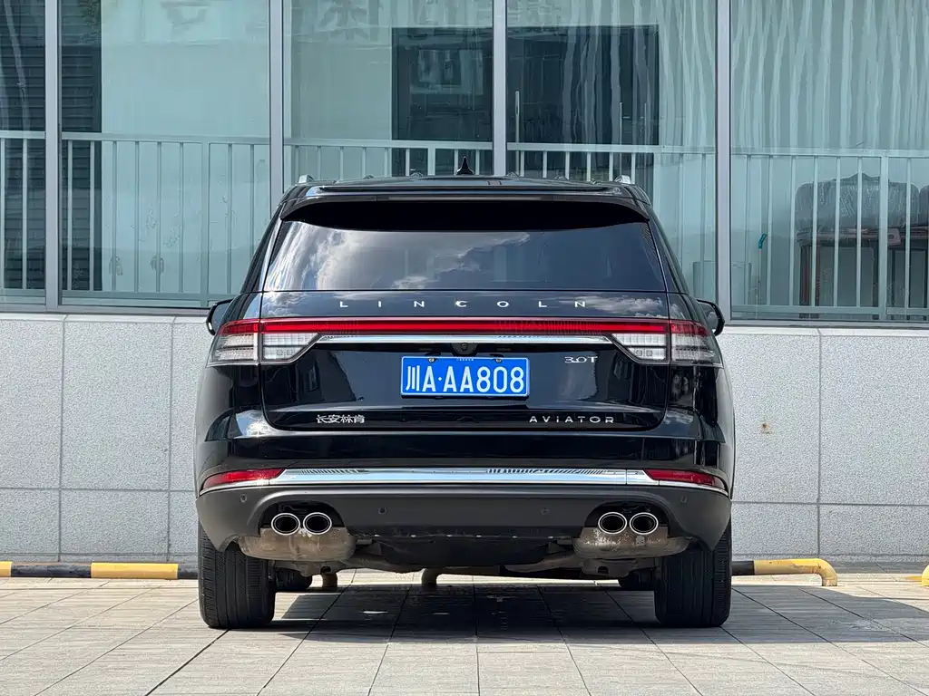Lincoln Aviator — миниатюра 5