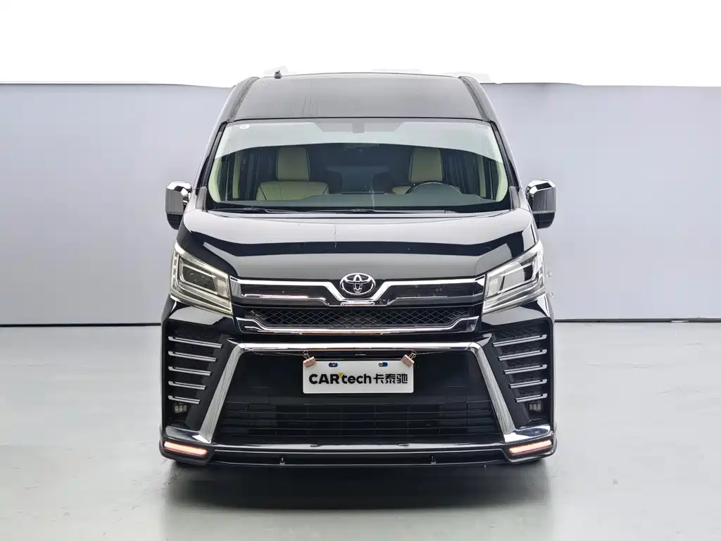 Toyota Hiace — миниатюра 2