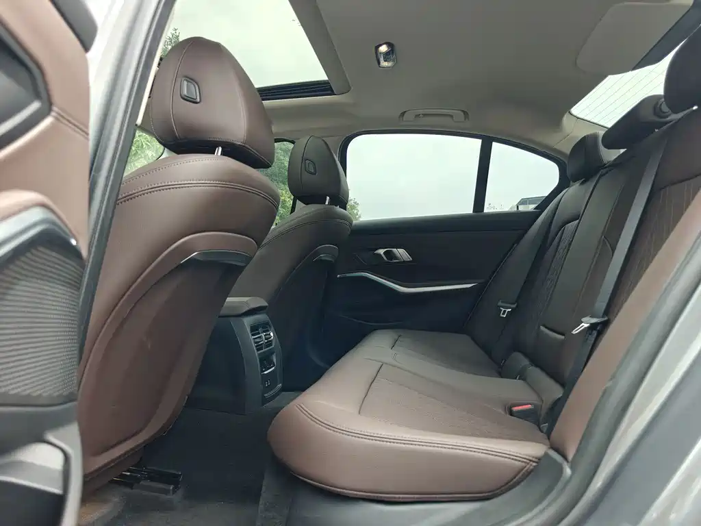 BMW 3 Series — миниатюра 22