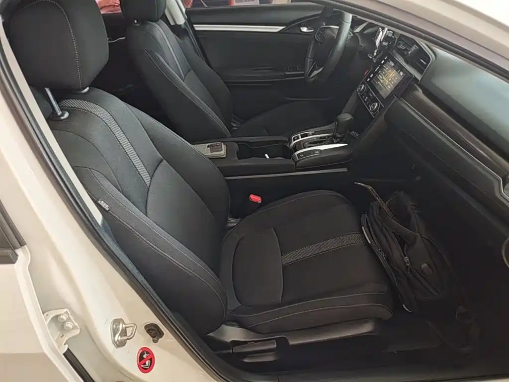 Honda Civic — миниатюра 25