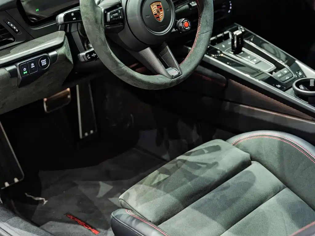 Porsche 911 2025 Carrera GTS 3.6T