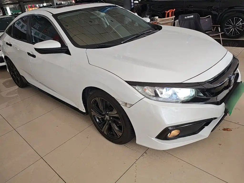 Honda Civic — миниатюра 4