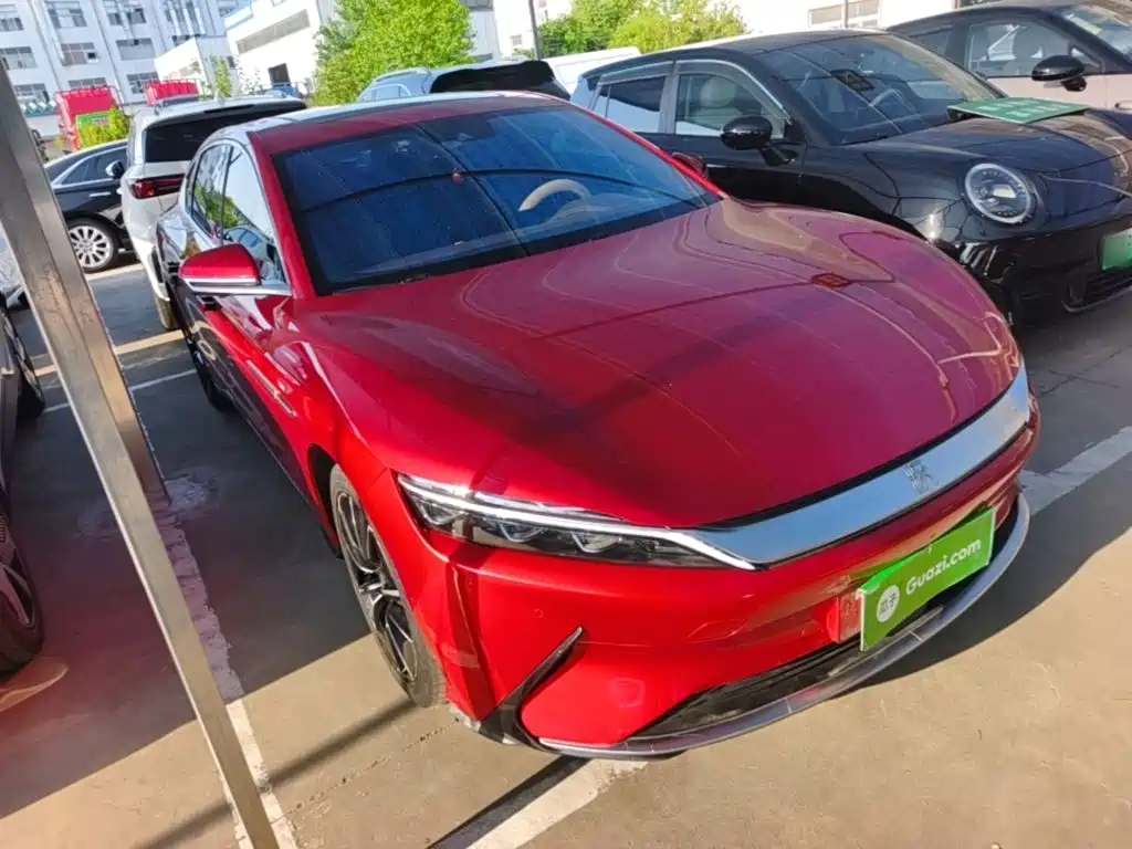 BYD Han — миниатюра 3