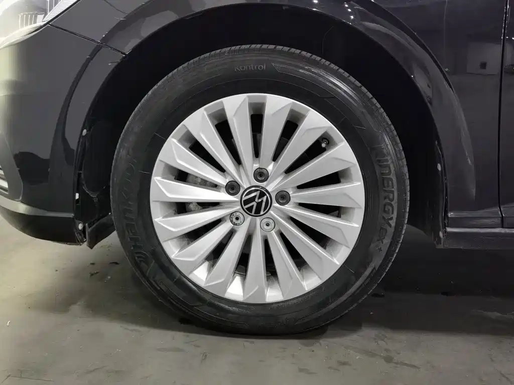Volkswagen Lavida — миниатюра 17