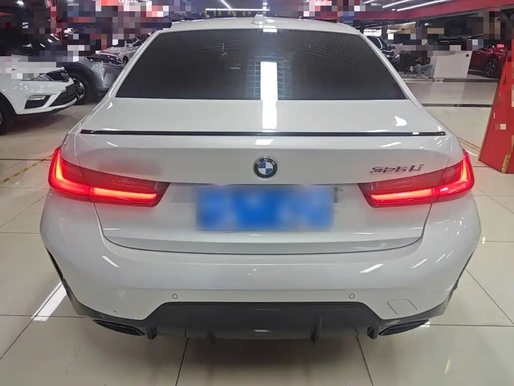 BMW 3 Series — миниатюра 6