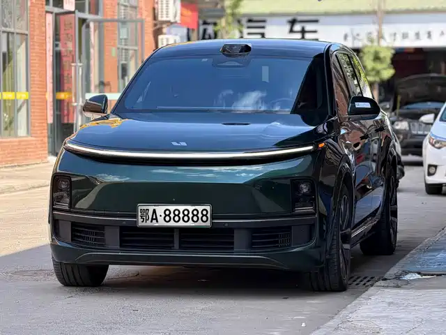 Li Auto L9