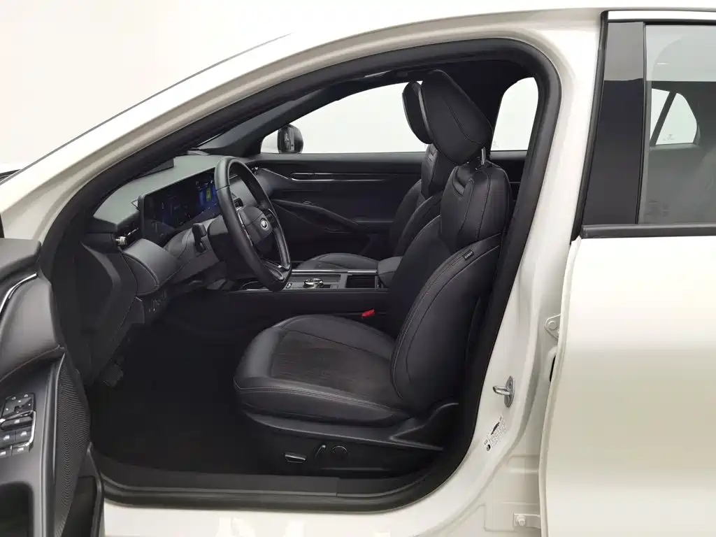Ford Mondeo — миниатюра 10