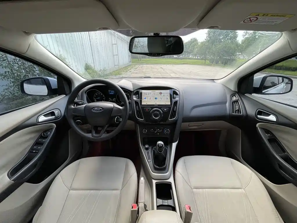 Ford Focus — миниатюра 7