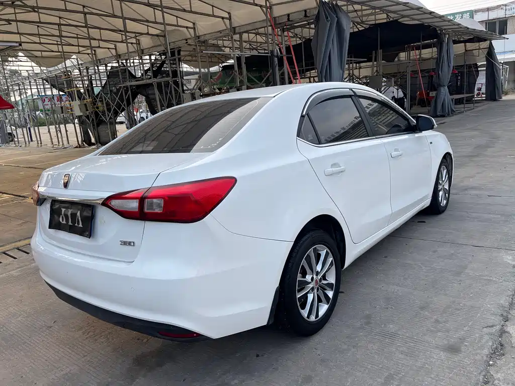 Roewe 360 — миниатюра 5
