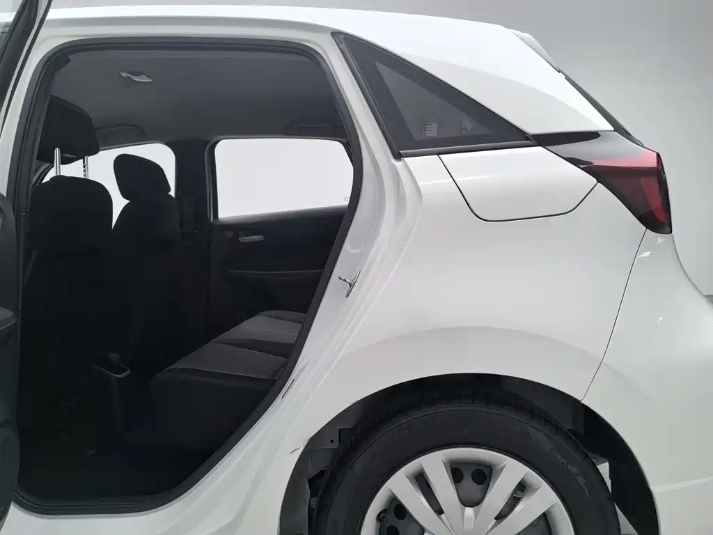 Honda Fit — миниатюра 15