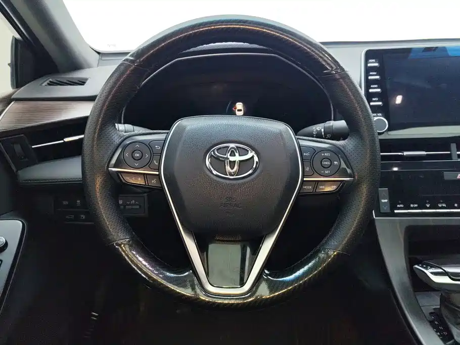 Toyota Avalon — миниатюра 15