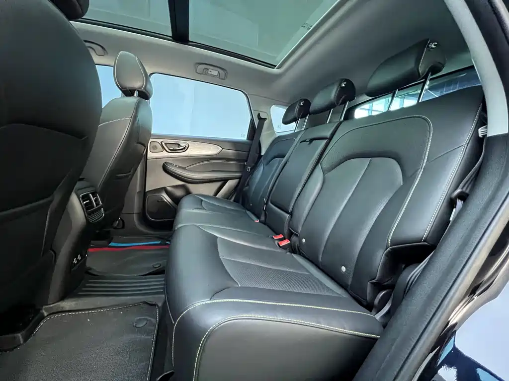 Roewe RX5 — миниатюра 19