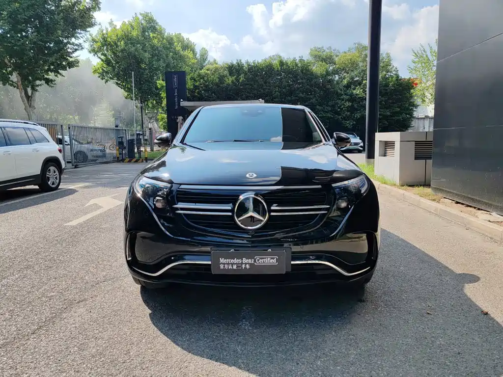 Mercedes-Benz EQC — миниатюра 5