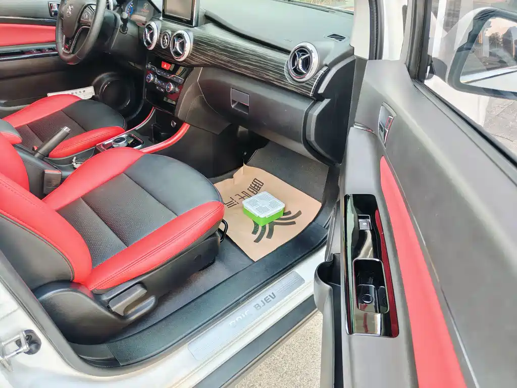 BAIC New Energy EX — миниатюра 13