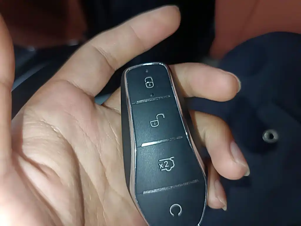 BYD Sealion 07 EV — миниатюра 9