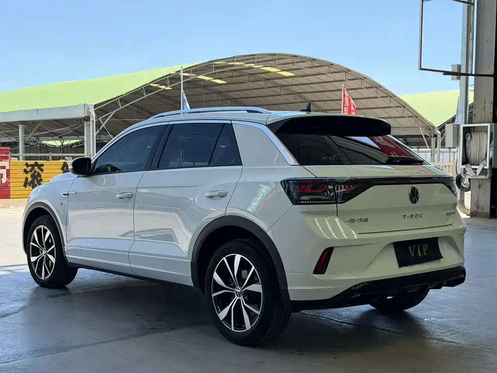 Volkswagen T-Roc 300TSI DSG 2WD Star Light Edition, фото 4