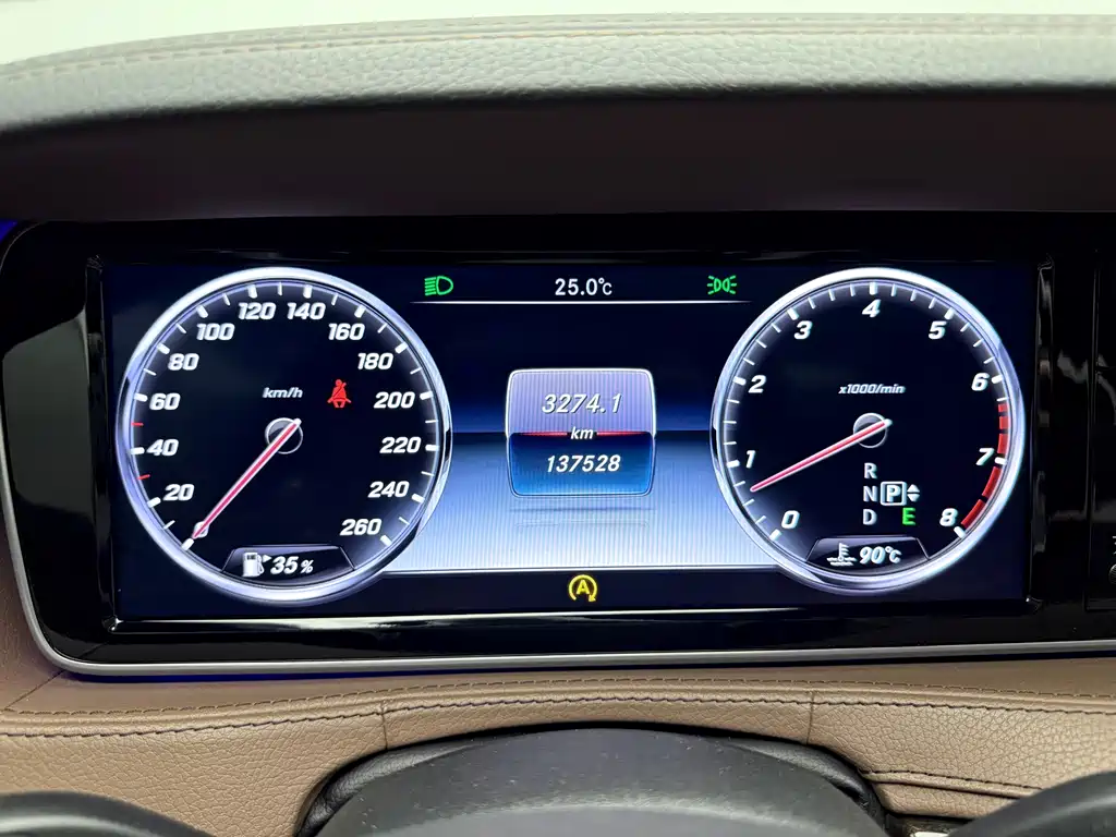 Mercedes-Benz S-Class — миниатюра 11