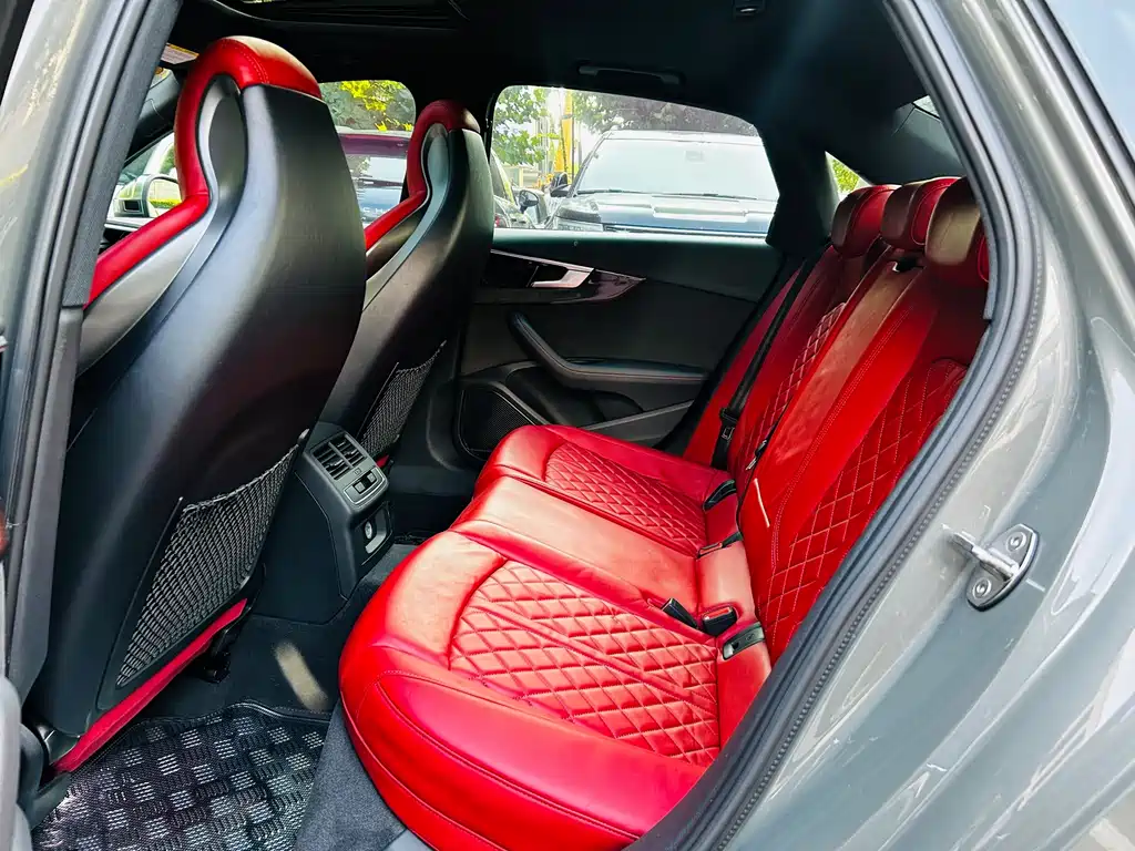 Audi S4 — миниатюра 13