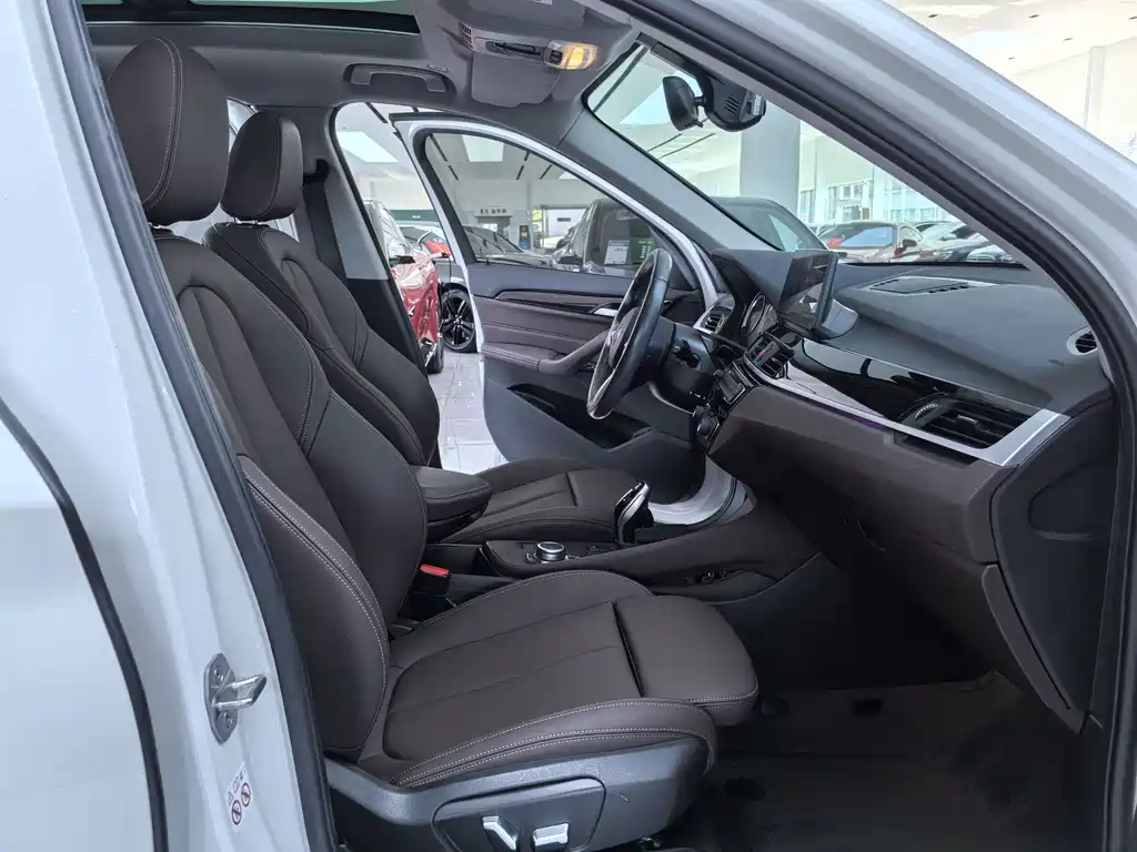 BMW X1 — миниатюра 12