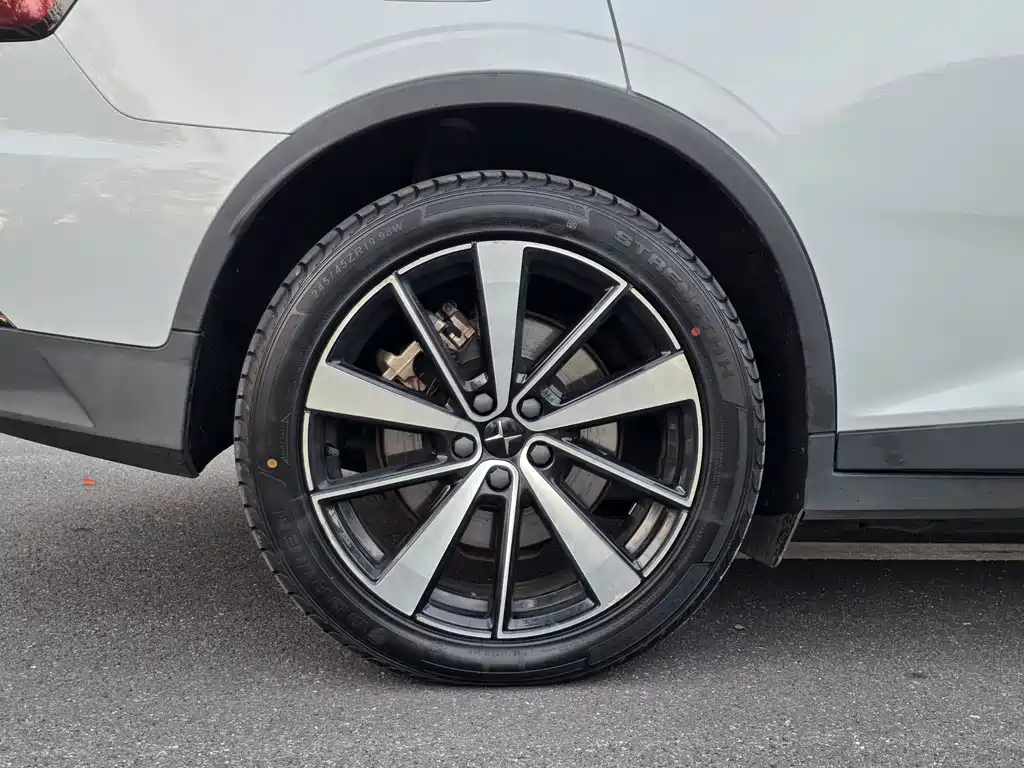 Polestar Polestar 2 — миниатюра 25