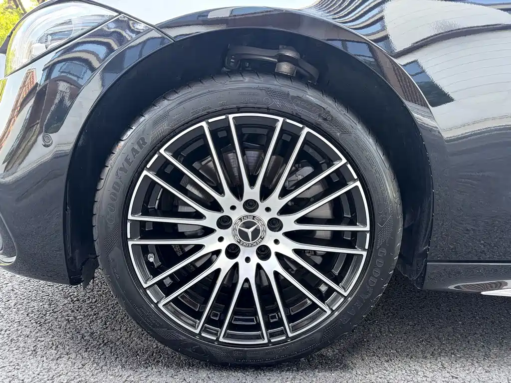 Mercedes-Benz C-Class — миниатюра 19