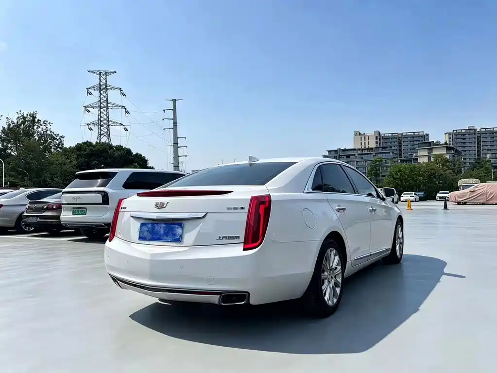 Cadillac XTS — миниатюра 4