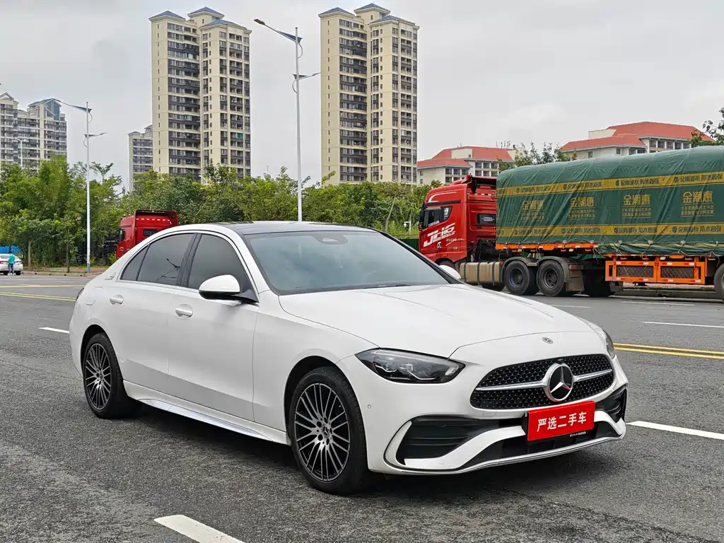 Mercedes-Benz C-Class — миниатюра 2