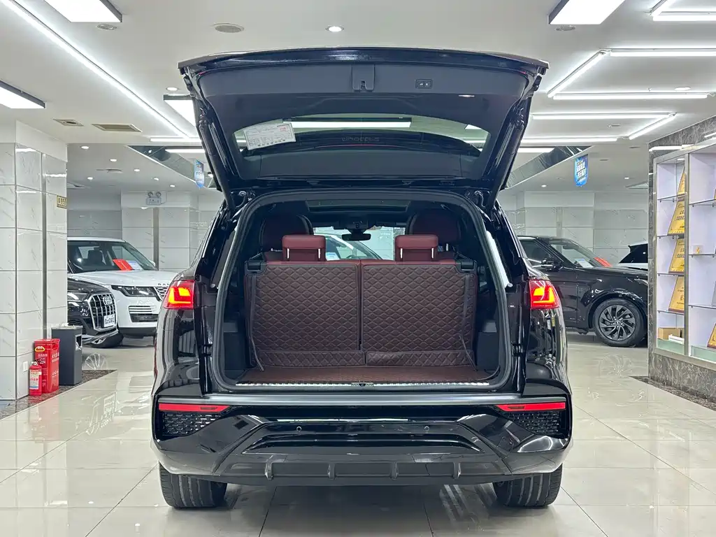 Audi Q6 — миниатюра 25