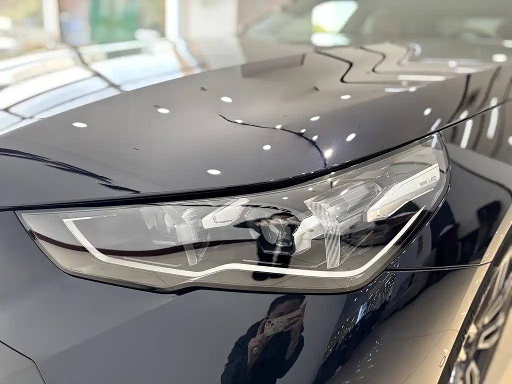 BMW 5 Series — миниатюра 23