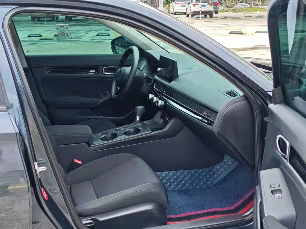Honda Civic — миниатюра 12