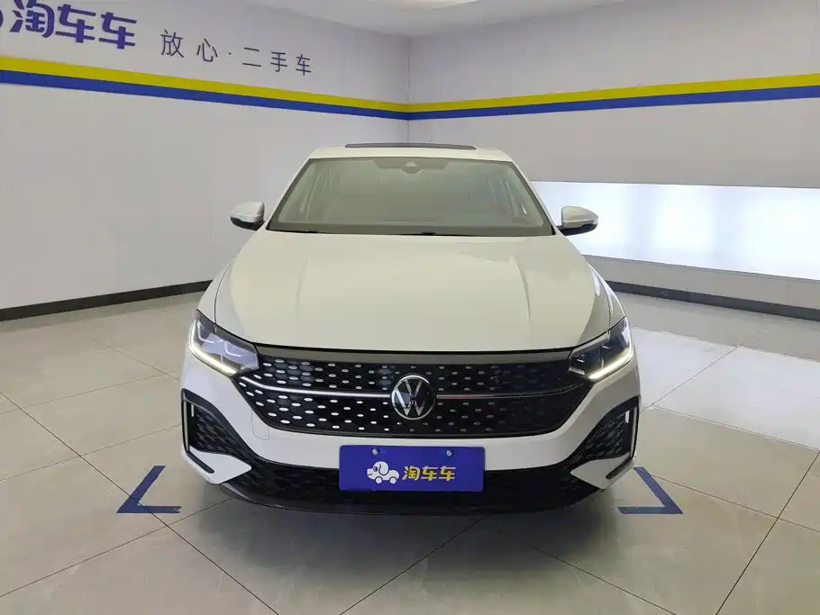 Volkswagen Lavida — миниатюра 2