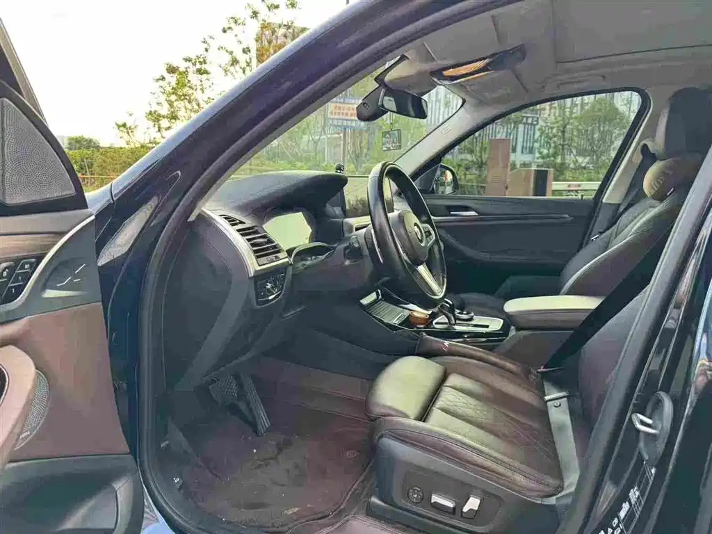 BMW X3 — миниатюра 3