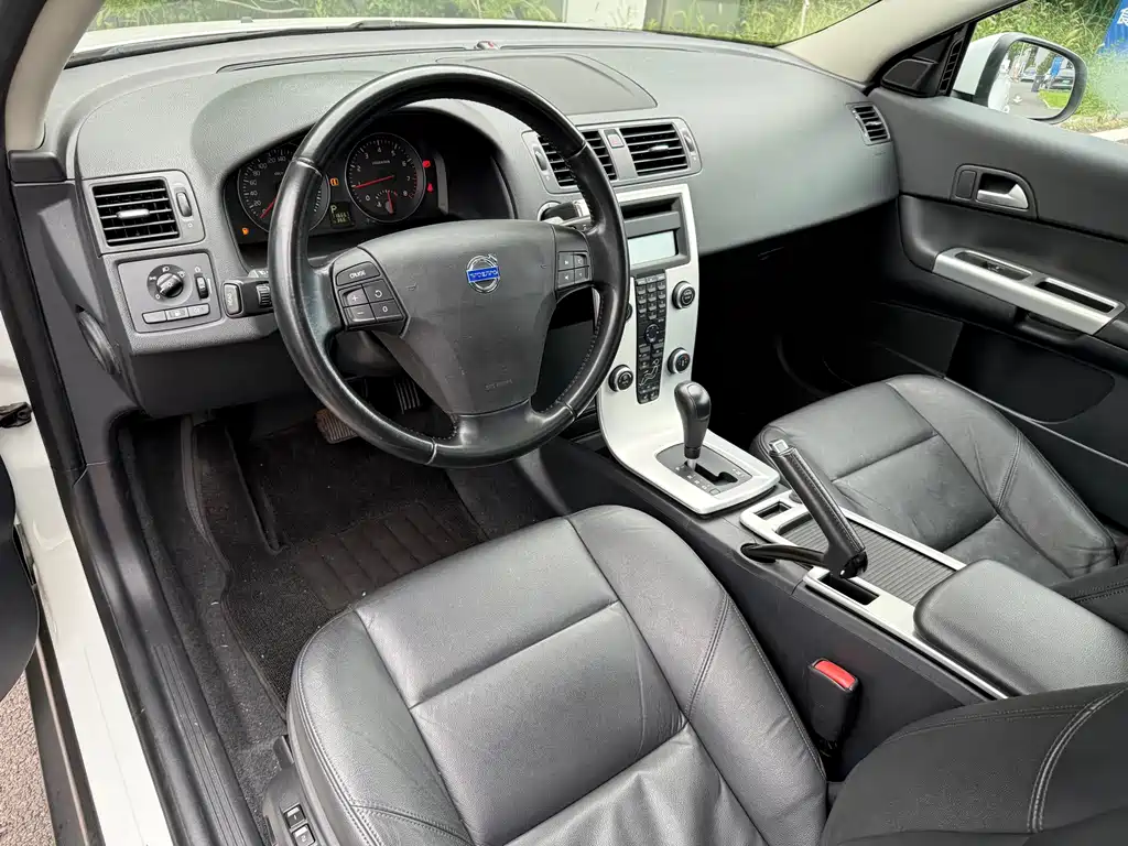 Volvo C30 — миниатюра 5