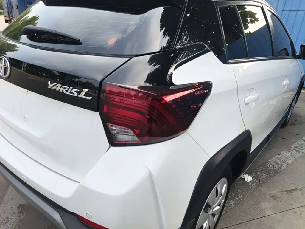 Toyota Yaris L — миниатюра 8