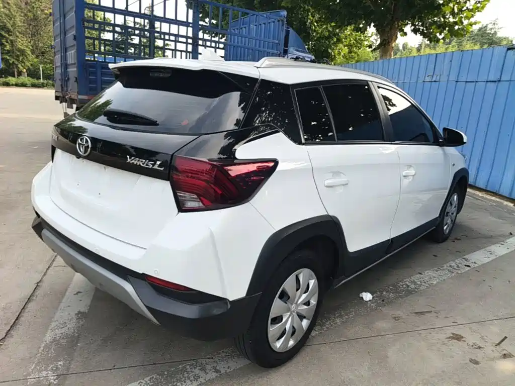Toyota Yaris L — миниатюра 7