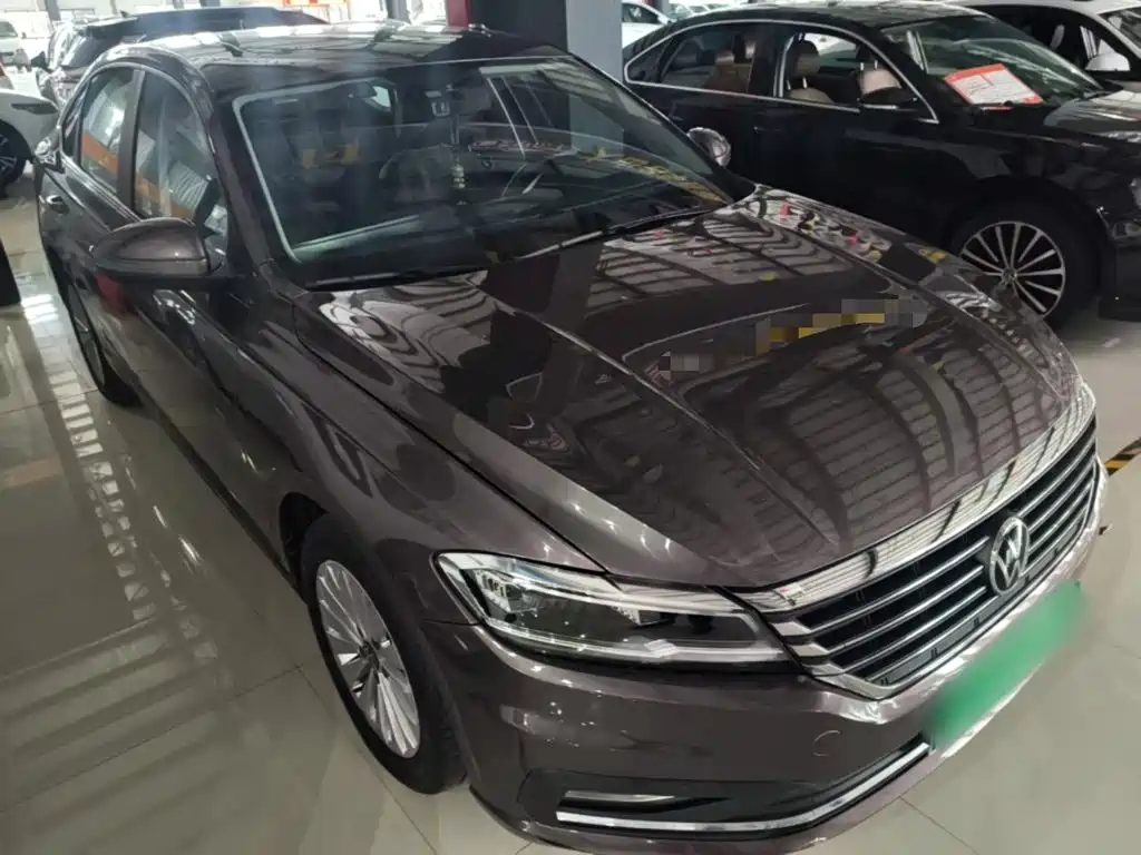 Volkswagen Lavida — миниатюра 4