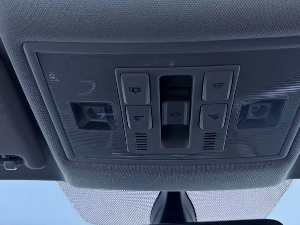 Volkswagen Lavida — миниатюра 17