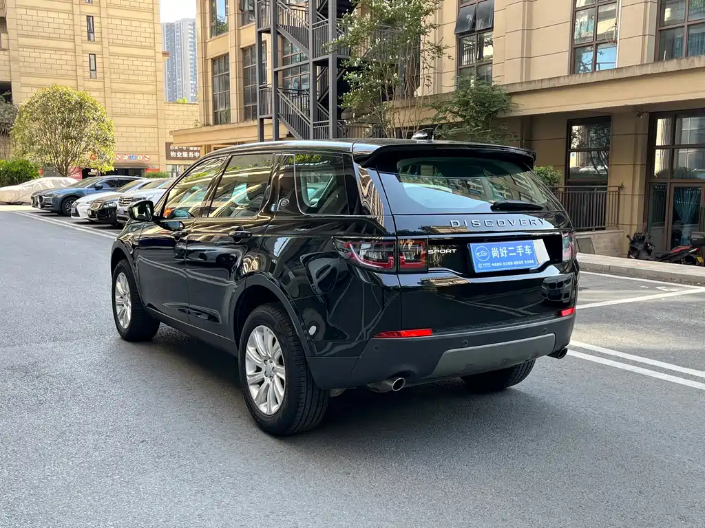 Land Rover Discovery Sport — миниатюра 6