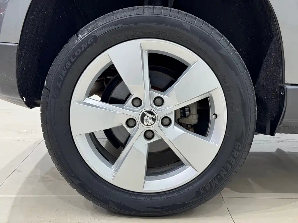 Skoda Yeti — миниатюра 21