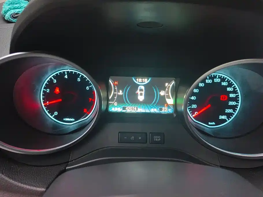 BYD Yuan — миниатюра 14