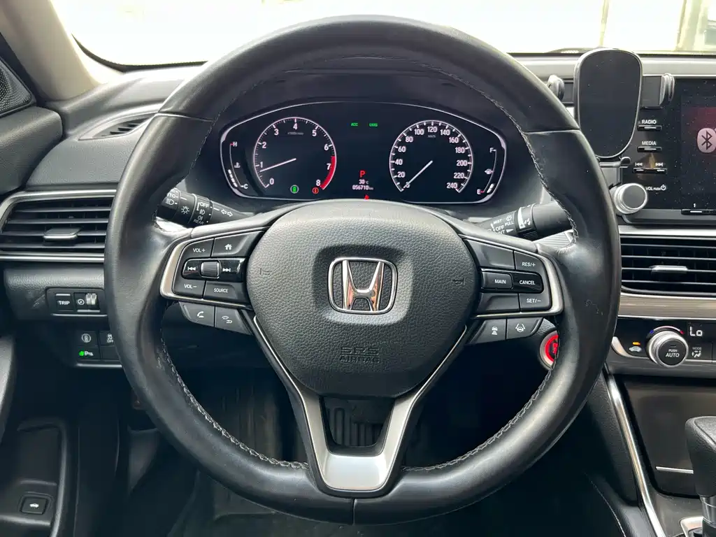 Honda Accord — миниатюра 10